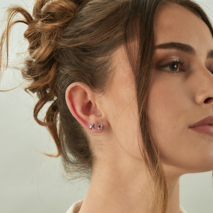 PENDIENTES ASIMÉTRICOS PLATA MULTICOLOR XOXO