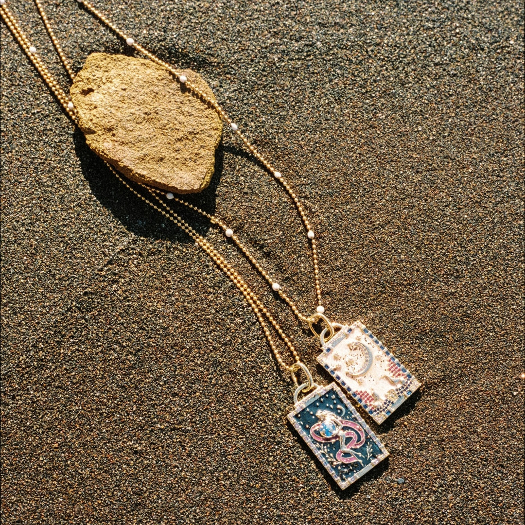 PENDENTIF CARTE DE TAROT LE MONDE